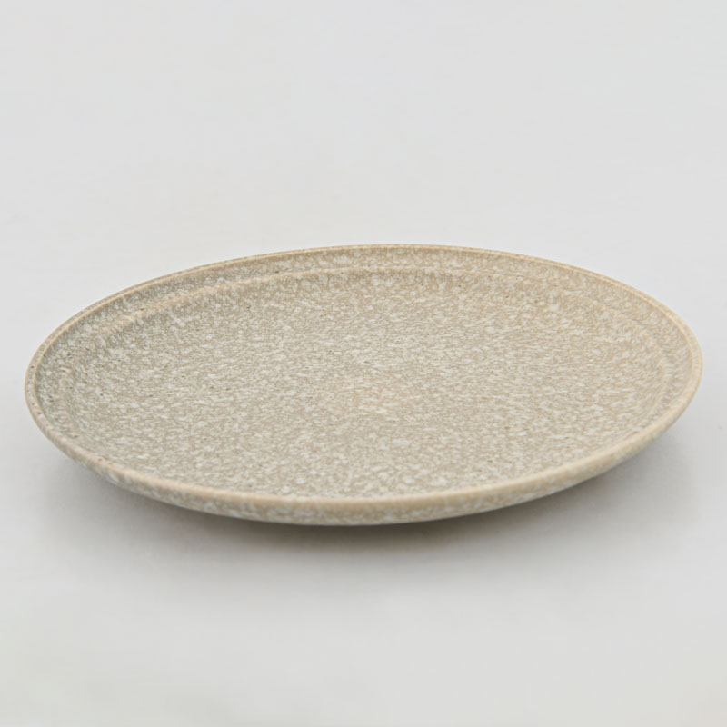 Assiette plate beige 'Bonsai' en grès 