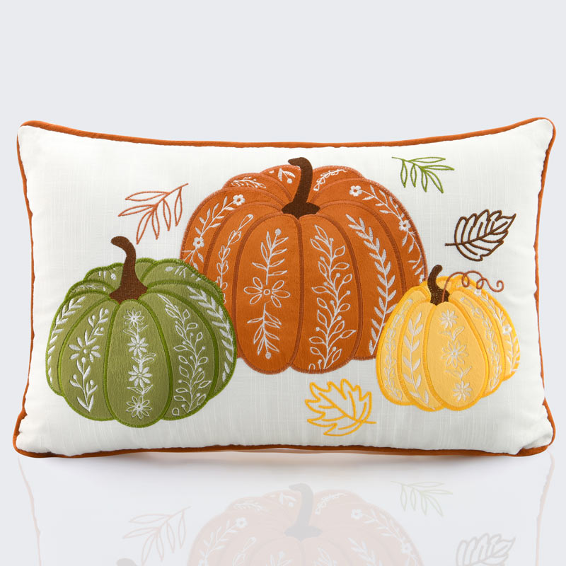 Coussin 'Coeur d'automne' imitation lin brodé 