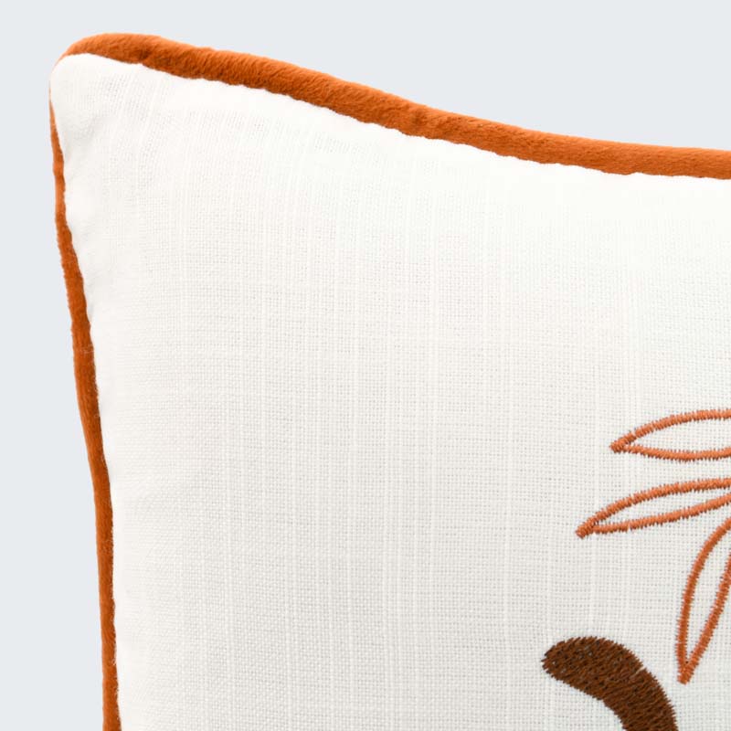 Coussin 'Coeur d'automne' imitation lin brodé 