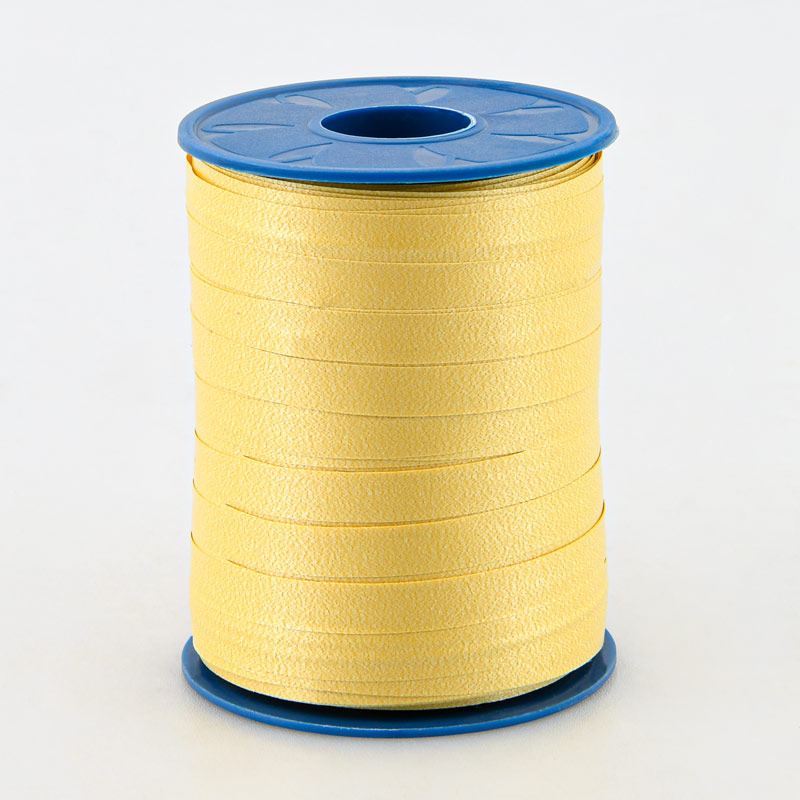 Rouleau de bolduc doré