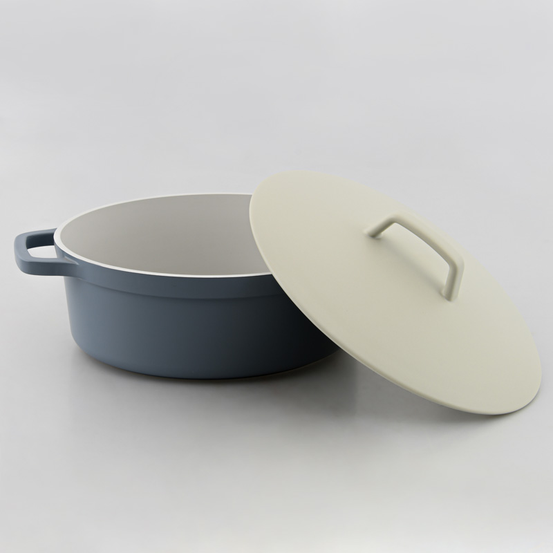 Cocotte ovale avec couvercle 'Papillon' 6L