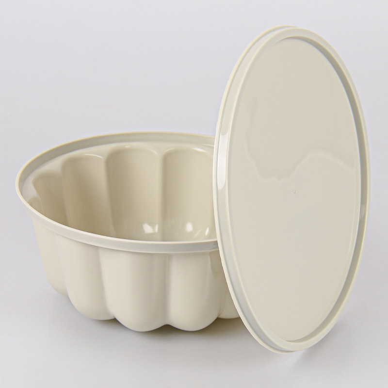 Moule à charlotte avec couvercle