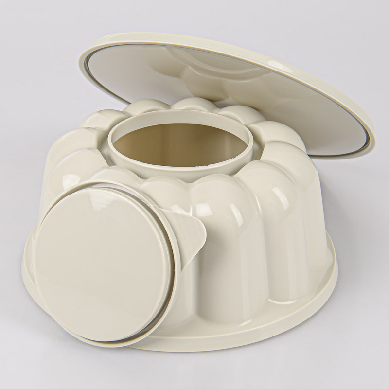 Moule à charlotte avec couvercle