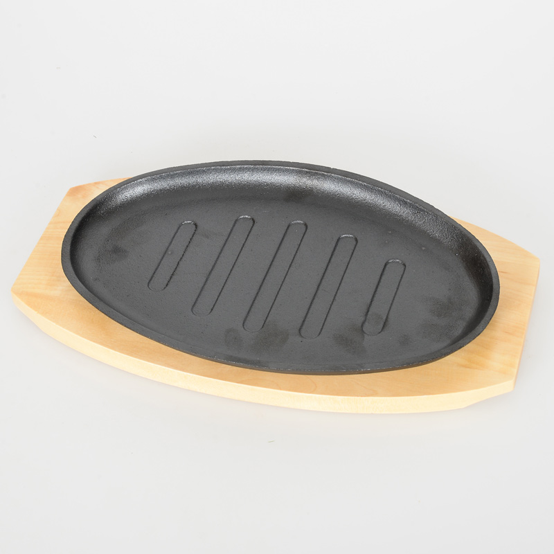 Grill ovale avec support en bois