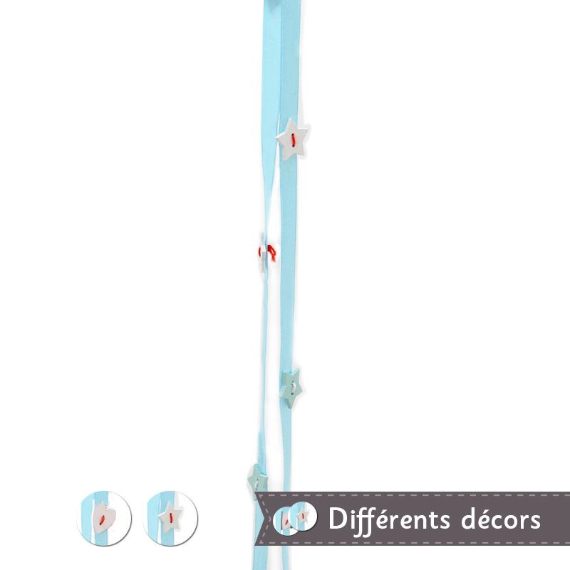 Bobine ruban bleu avec boutons