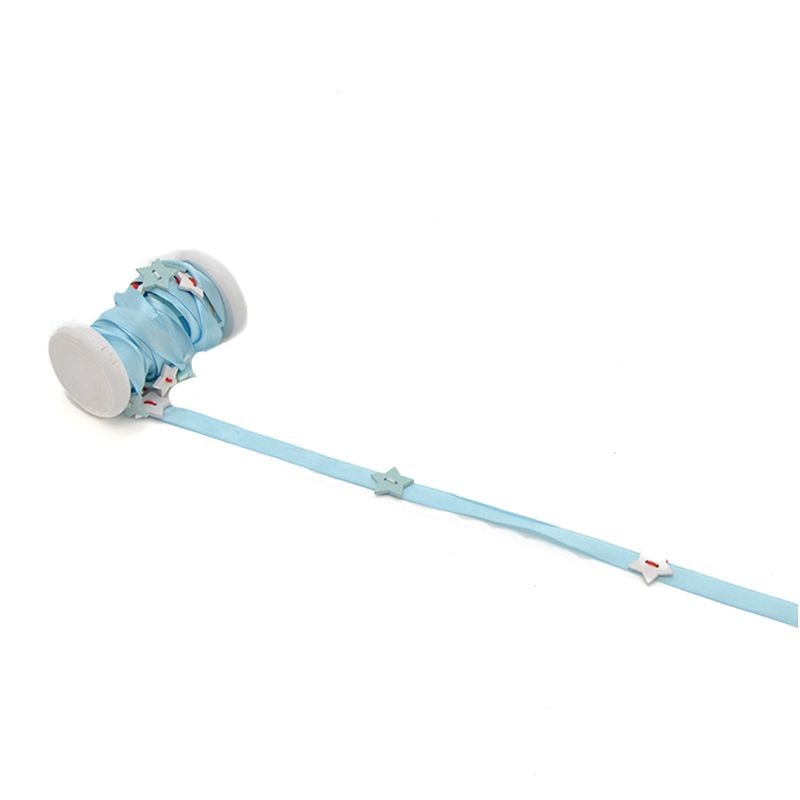 Bobine ruban bleu avec boutons