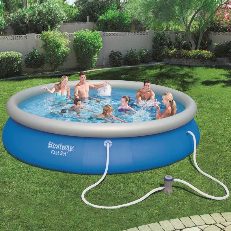 Piscine ronde autoportante