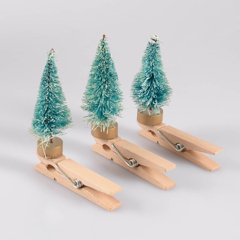 3 sapins à pinces