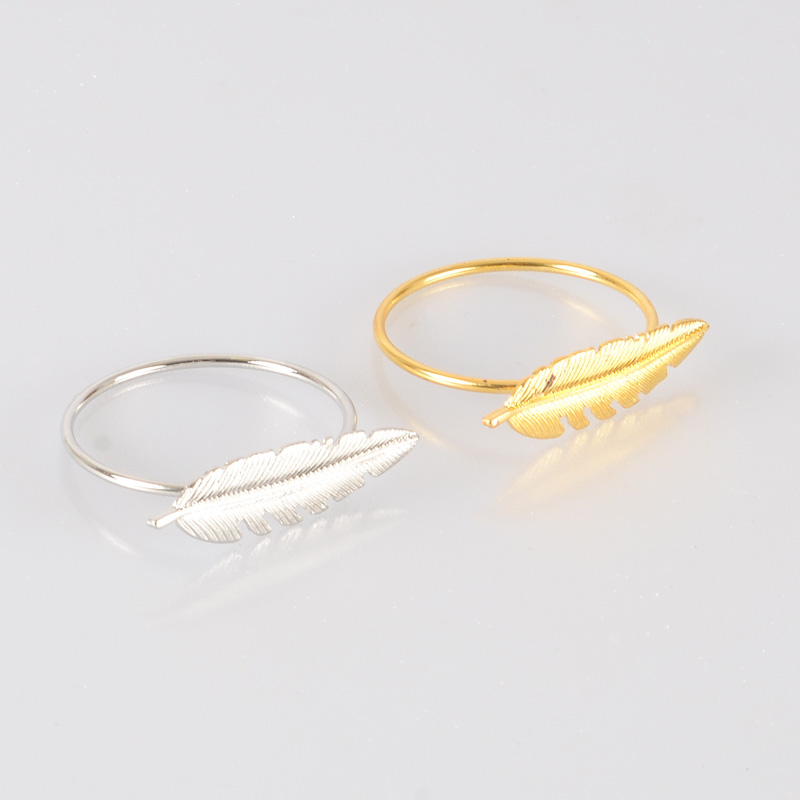 Rond de serviette 'Plume'