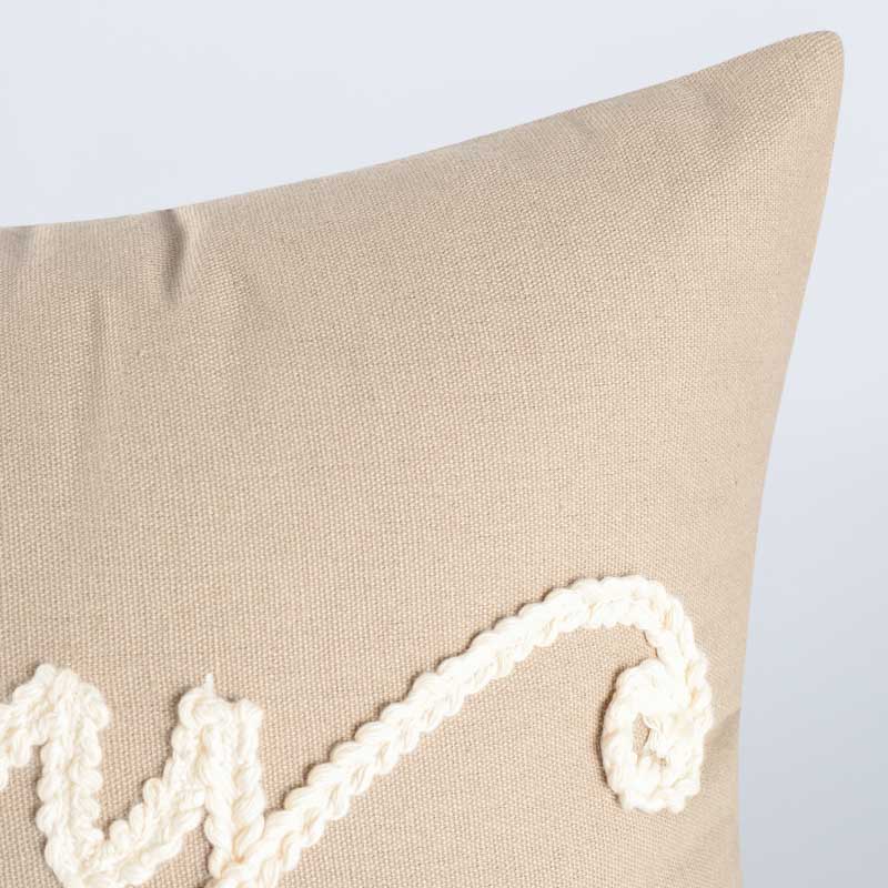 Coussin broderie 'Enjoy'