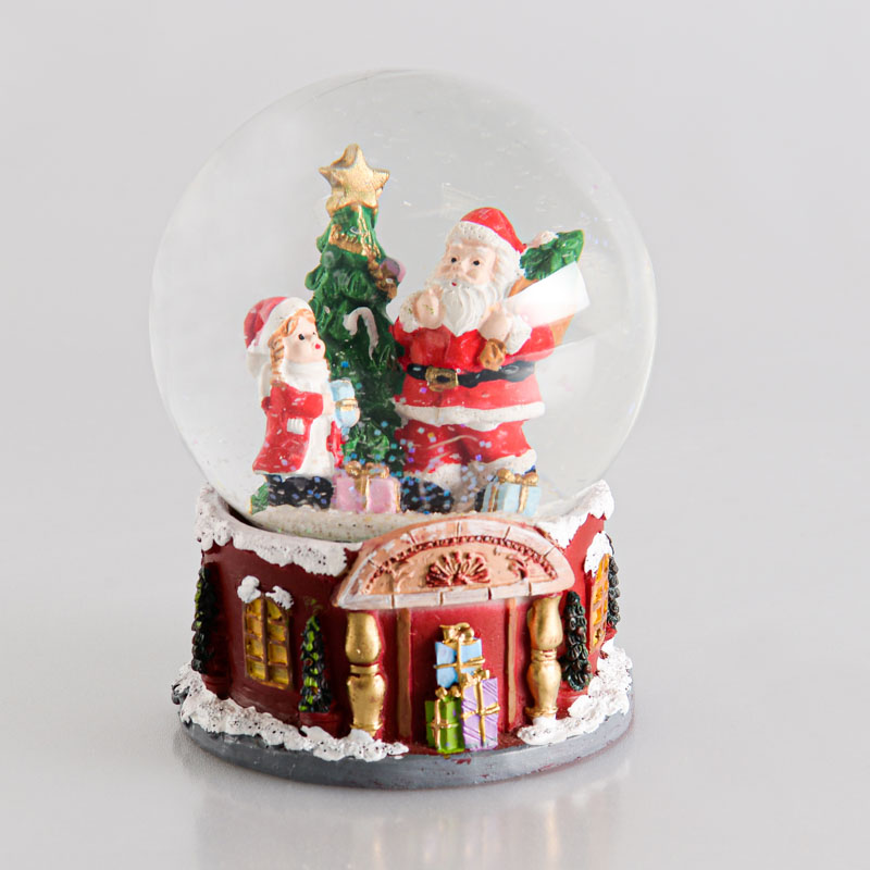 Boule à eau 'Père Noël' avec fillette