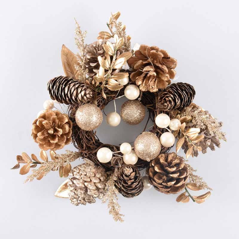 Couronne pommes de pin