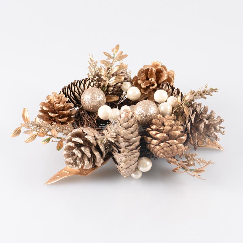 Couronne pommes de pin