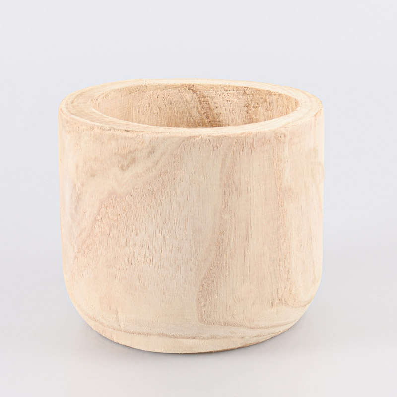 Cache-pot en bois