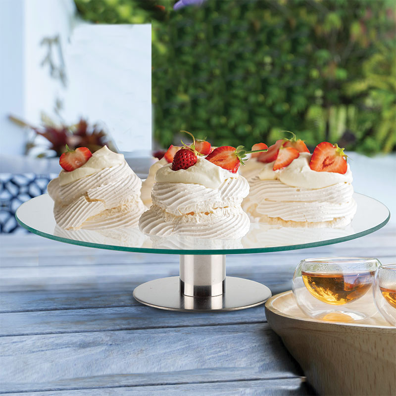 Plat en verre à pâtisserie sur pied