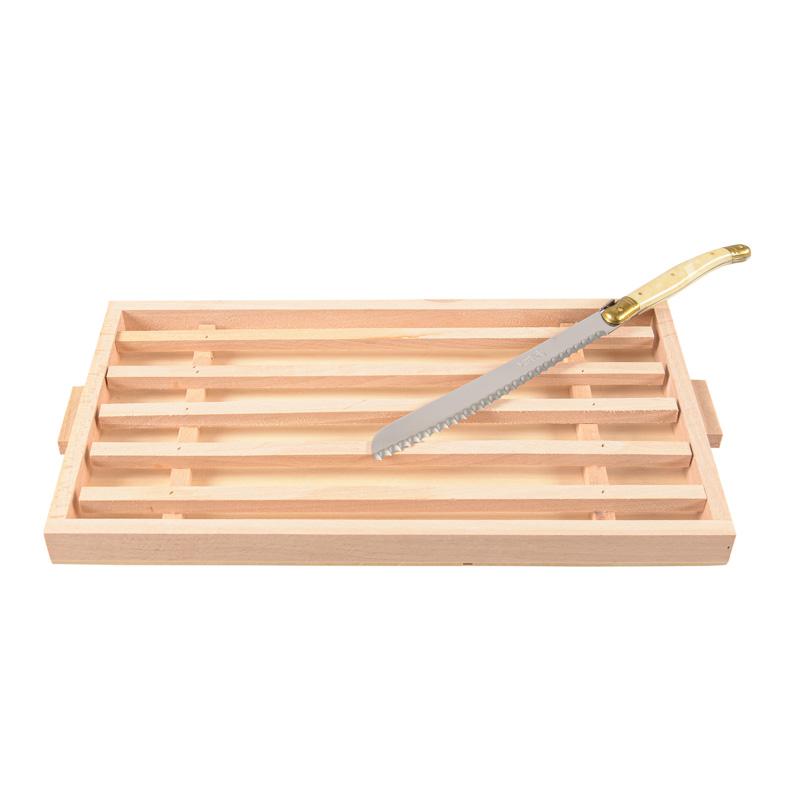 Couteau à pain avec planche