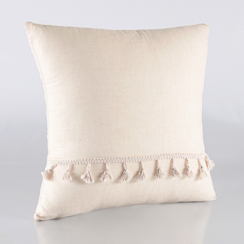 Coussin avec pompons 'Camille' crème