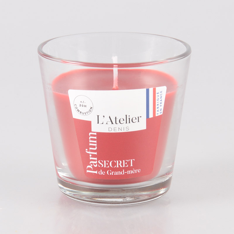Bougie parfumée dans un verre