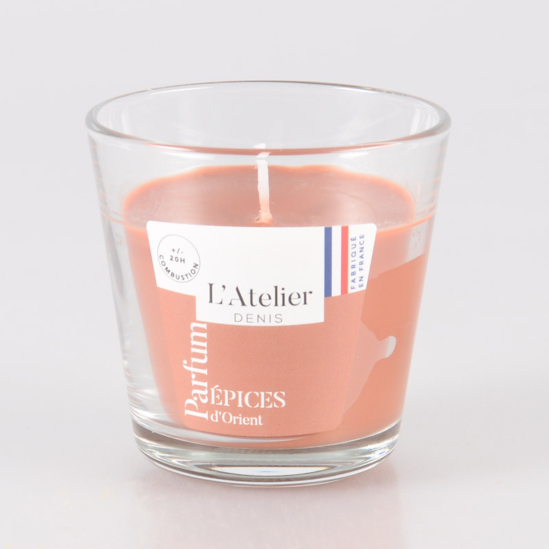 Bougie parfumée dans un verre