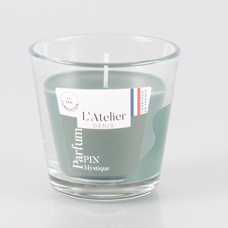 Bougie parfumée dans un verre