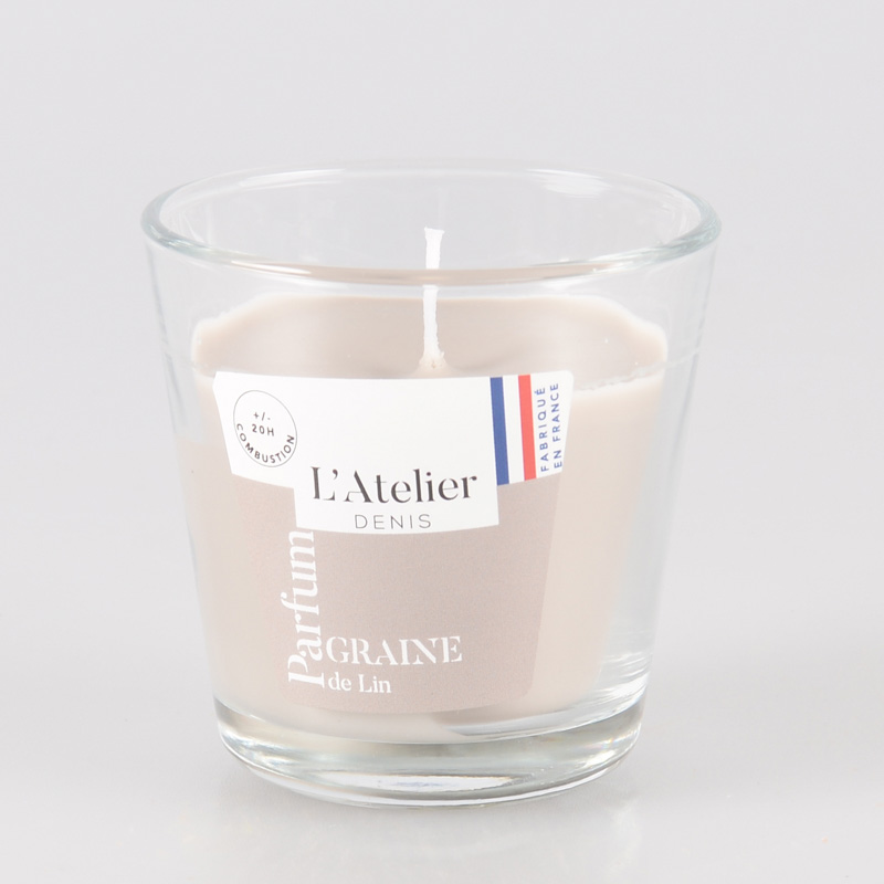 Bougie parfumée dans un verre