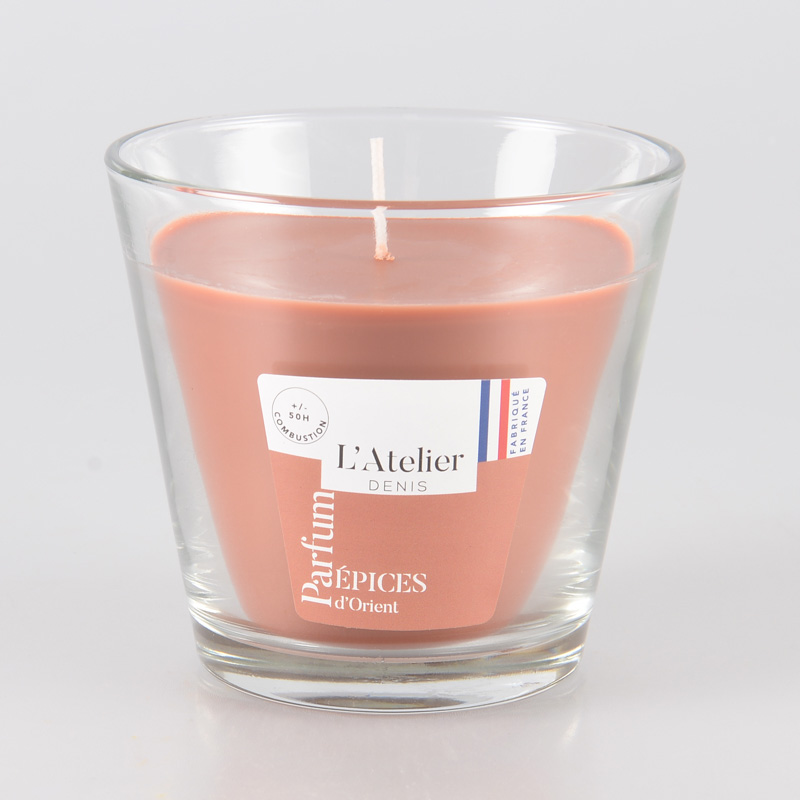Bougie parfumée dans un verre