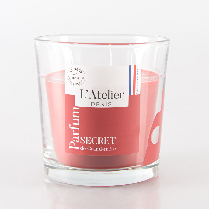 Bougie parfumée dans un verre
