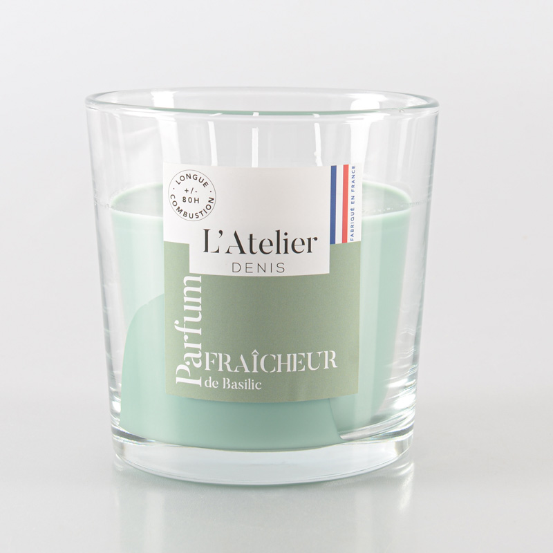 Bougie parfumée dans un verre