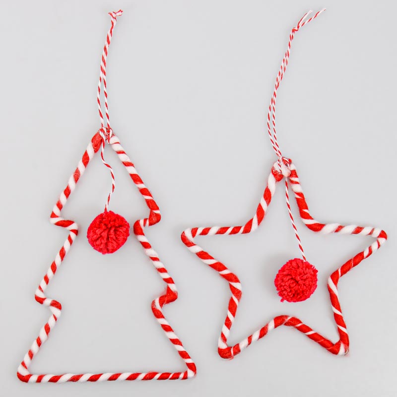 Décoration à suspendre blanche et rouge