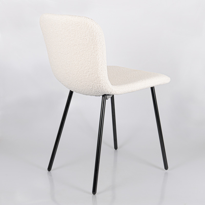Chaise 'Sheepy' effet chenille blanche