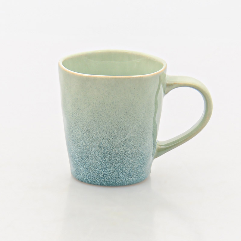 Mug conique en émail réactif 'Arenaria'
