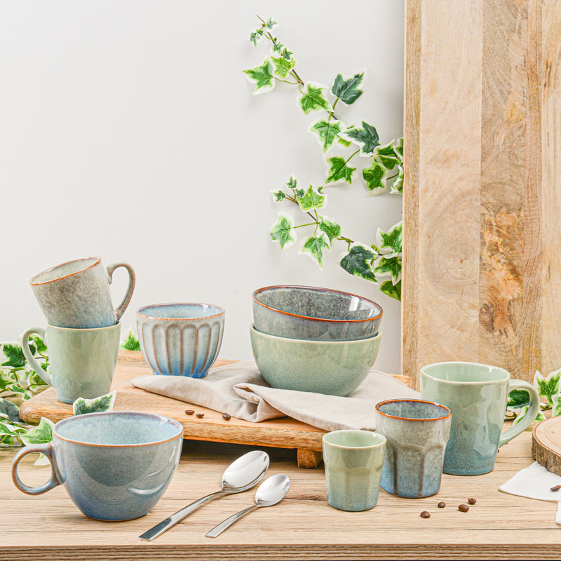 Mug conique en émail réactif 'Arenaria'