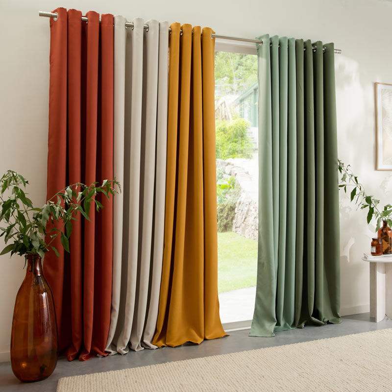 Rideau 'Occultant uni' couleur ficelle 