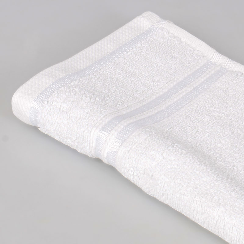 Serviette invité 'Mila' blanche