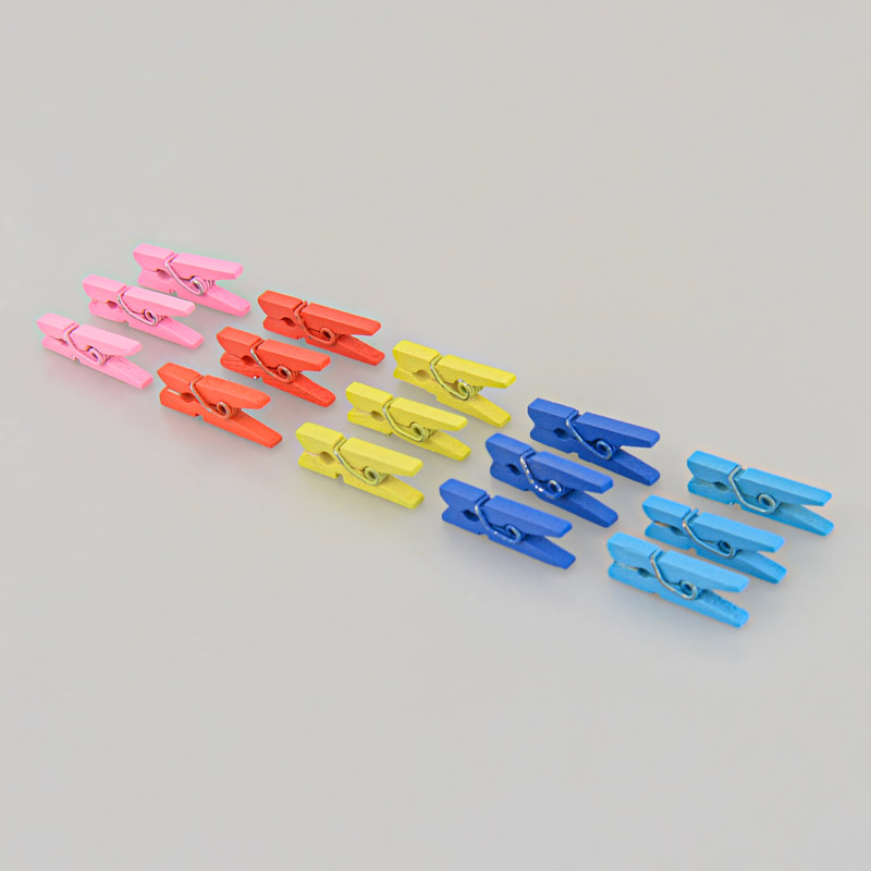 Lot de 200 mini pinces en bois