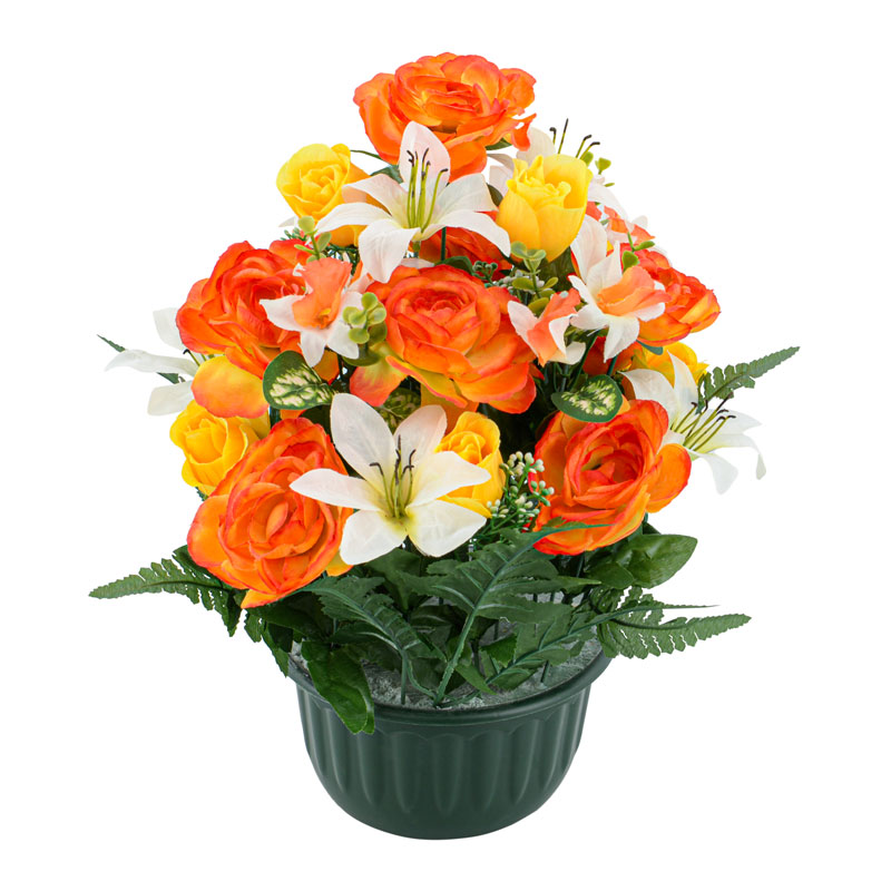 Coupe de boutons de rose, lys et camélias
