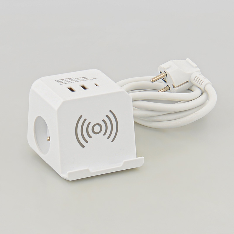 Cube multiprises chargeur induction 