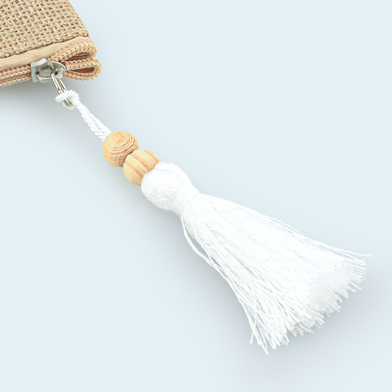 Trousse à maquillage beige et blanche 