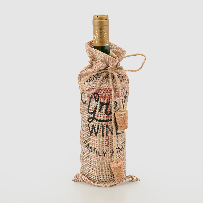 Etui à bouteille avec bouchons