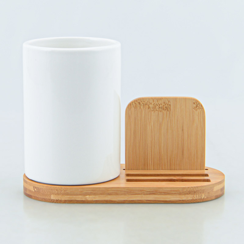 Porte ustensiles et support pour téléphone