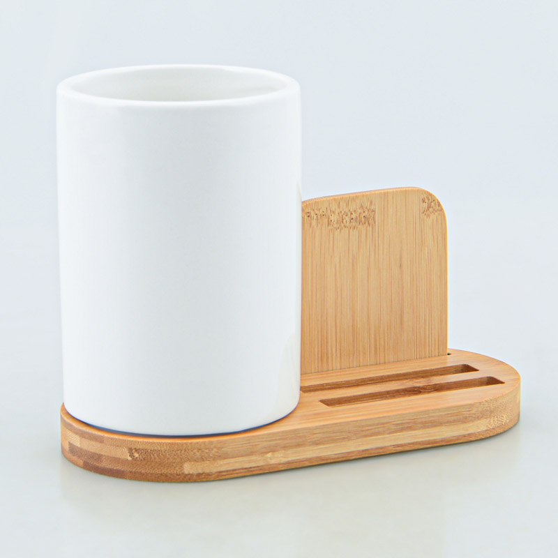 Porte ustensiles et support pour téléphone