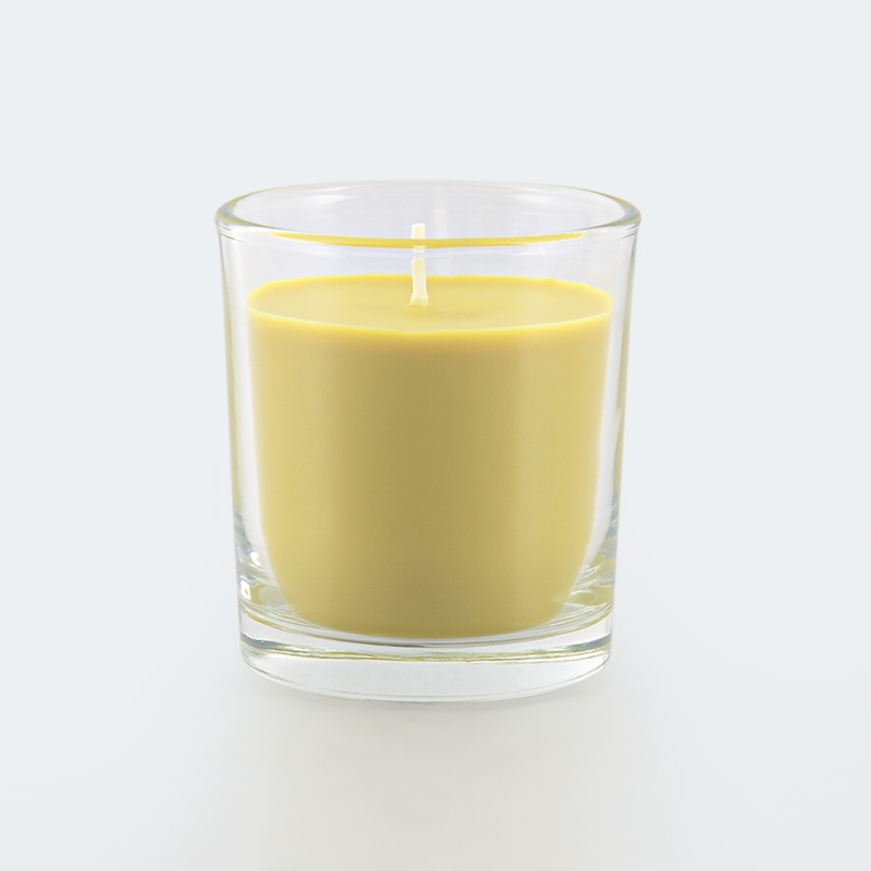 Bougie dans un verre parfum agrumes du sud