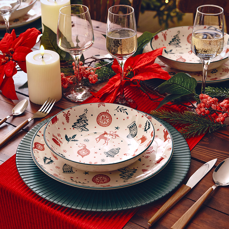 Set de 18 verres à pied transparents 