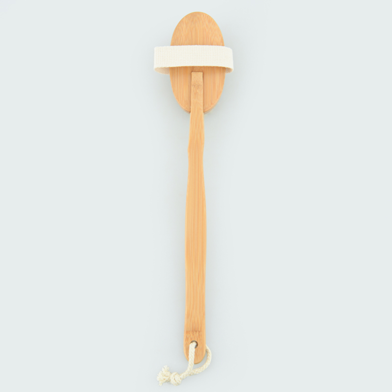 Brosse corporelle avec manche bambou