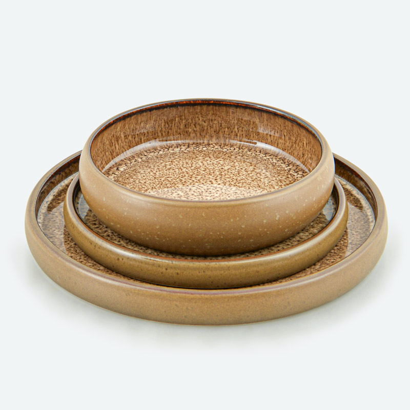 Assiette plate réactive 'Celeste' marron
