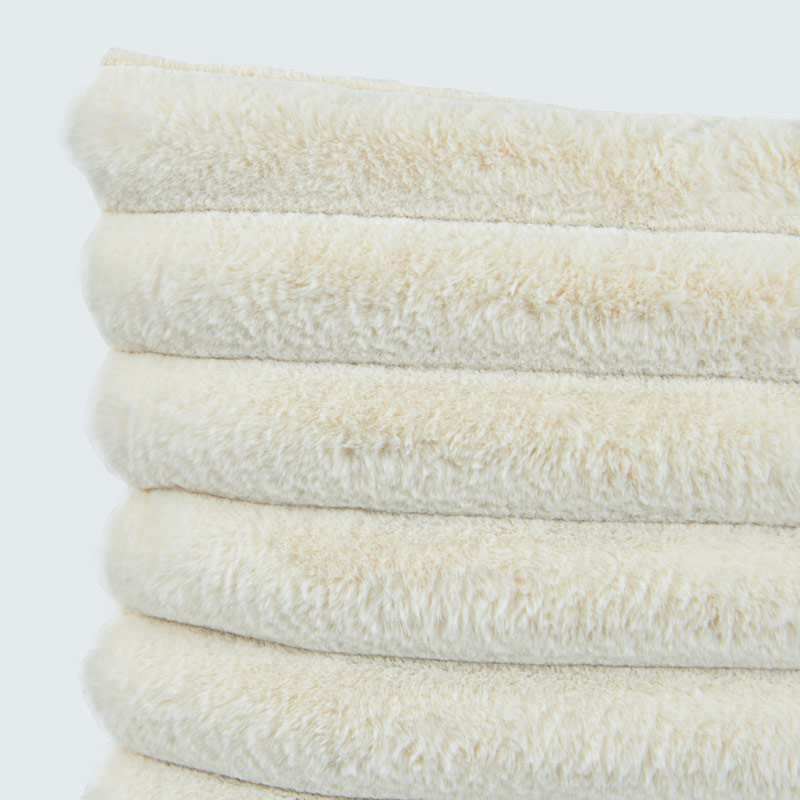 Coussin 'Stripes' couleur écru 