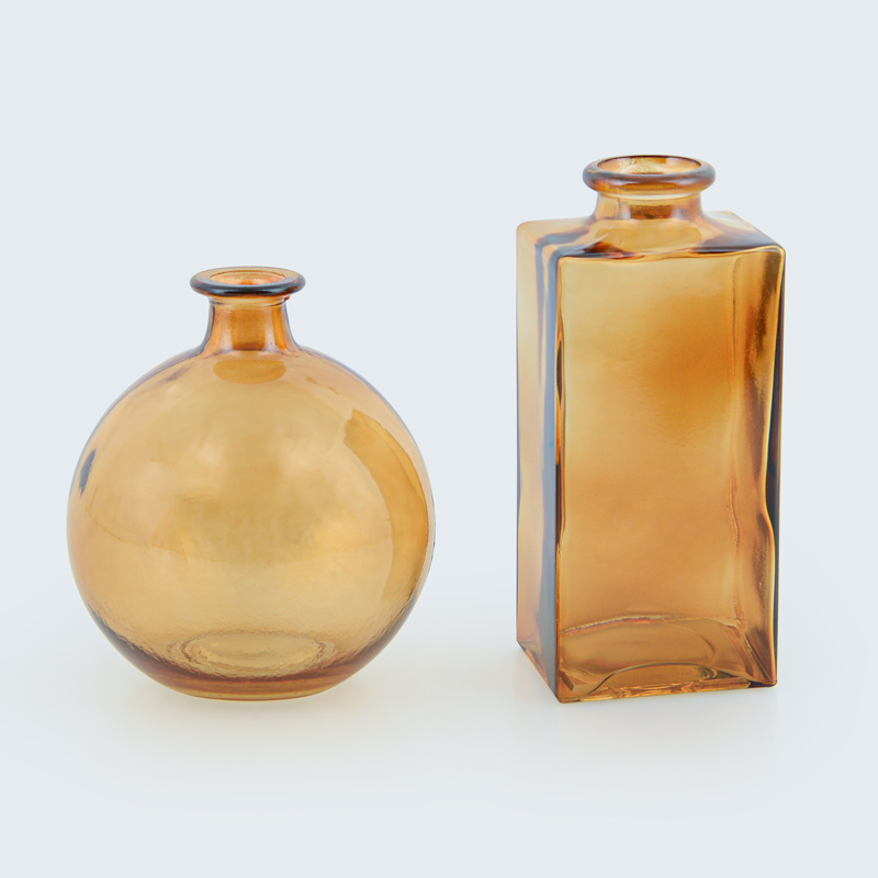 Vase soliflore boule couleur ambre