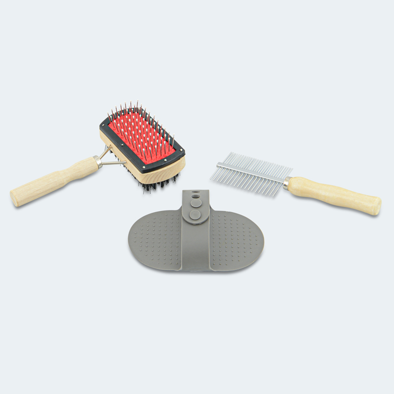 Lot 3 brosses pour animaux