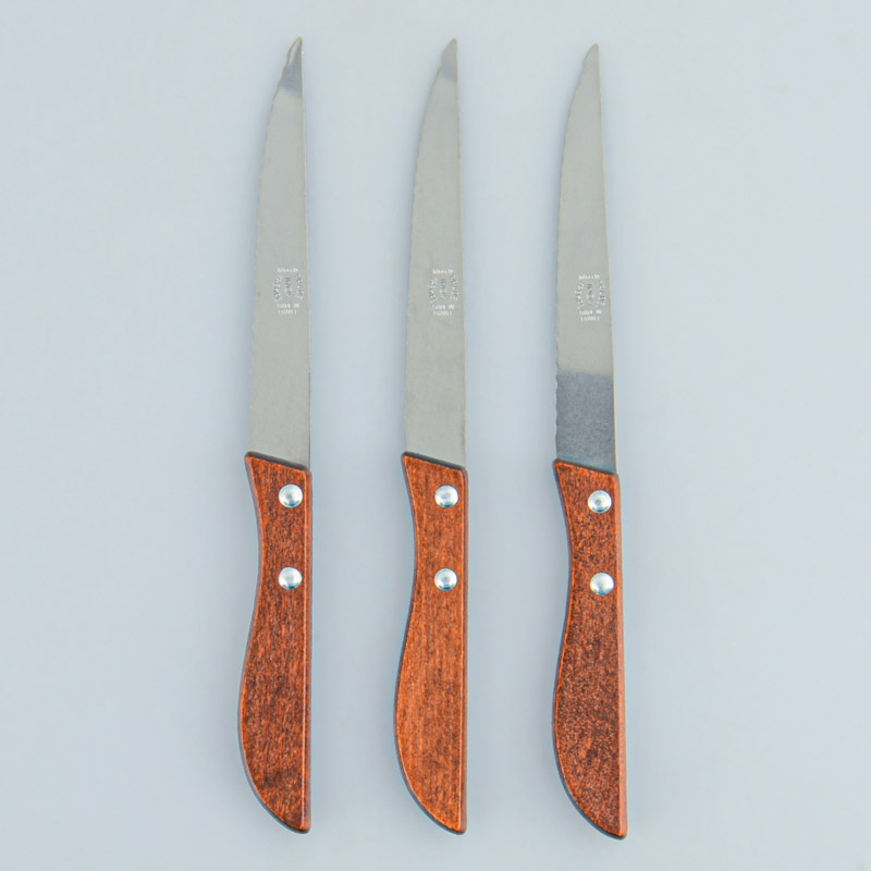 Lot de 3 couteaux à steak 