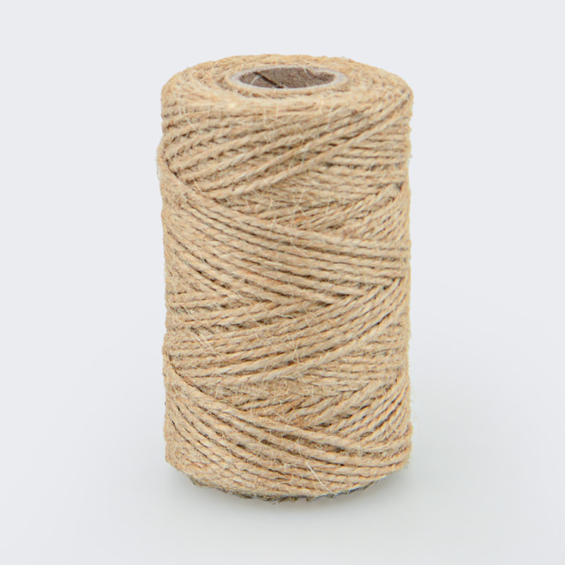 Bobine de ficelle en jute